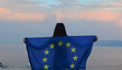 Ism&eacute;t p&aacute;ly&aacute;zhatnak a fiatalok az ingyenes EU-s utaz&aacute;si igazolv&aacute;nyra