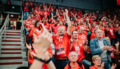 &Aacute;ll&oacute;jegyeket &eacute;rt&eacute;kes&iacute;tenek a Berlin elleni BL meccsre