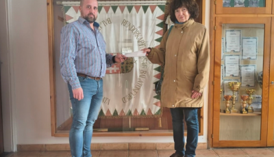 Visszakapta az ellopott p&eacute;nz&eacute;t a balatonf&uuml;redi nő