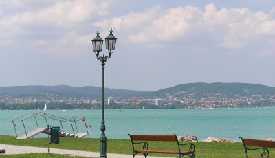 Fő&eacute;p&iacute;t&eacute;szt kapott a Balaton, ő felel majd a partszakaszok&eacute;rt is