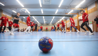 Bokaszalag-szakad&aacute;s miatt kiker&uuml;lt az EB-keretből Krakovszki Zsolt