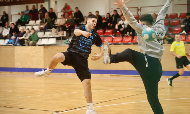 Idegenben l&eacute;p p&aacute;ly&aacute;ra h&eacute;tv&eacute;g&eacute;n a Fej&eacute;r-B.&Aacute;.L. Veszpr&eacute;m