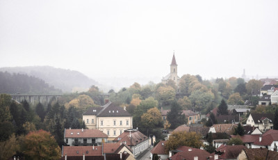Figyelni kell, &uacute;jabb forgalmirend v&aacute;ltoz&aacute;sok l&eacute;pnek &eacute;rv&eacute;nybe Veszpr&eacute;mben