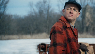 Hivatalos előzetest kapott a SZ&Ouml;RNYETEG: Az Ed Gein-sztori - VIDE&Oacute;