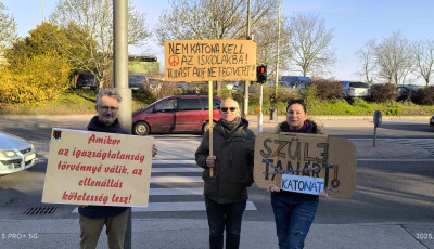 A mai zebraszerda sem maradt el - Meg&aacute;ll&iacute;thatatlanul mennek előre