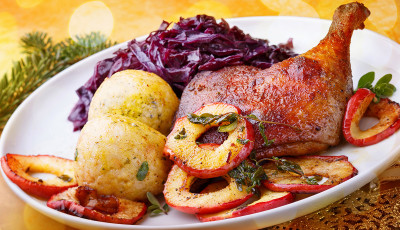 Libat&ouml;p&ouml;rtyű, t&aacute;nch&aacute;z &eacute;s l&aacute;mp&aacute;sok Balatonkenes&eacute;n